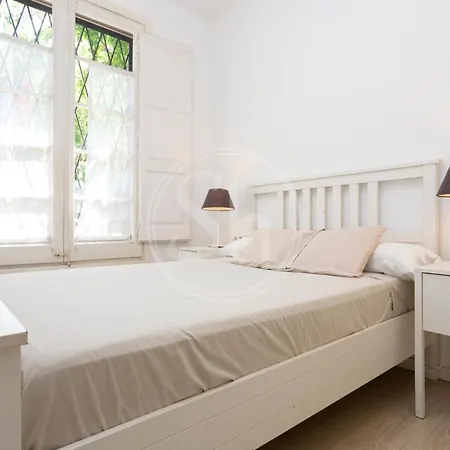 Apartamento En Sagrada Familia E Barcelona Exterior foto