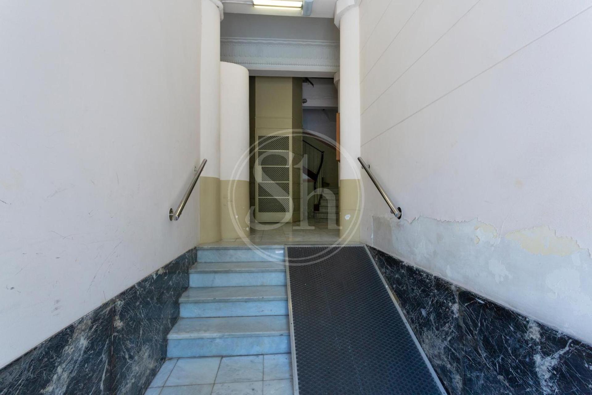 En Sagrada Familia E Appartement *